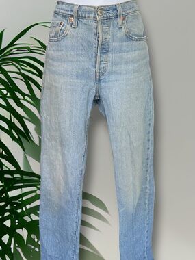 Levi's 501 Light Blue Straight Leg Jeans